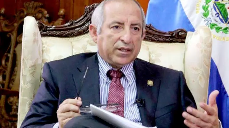 Sigfrido Reyes 1