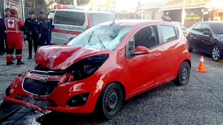 Conductor ebrio mata a peatón frente a redondel Torogoz 5