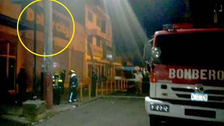 Incendio en Dollar City  de Zacatecoluca 1