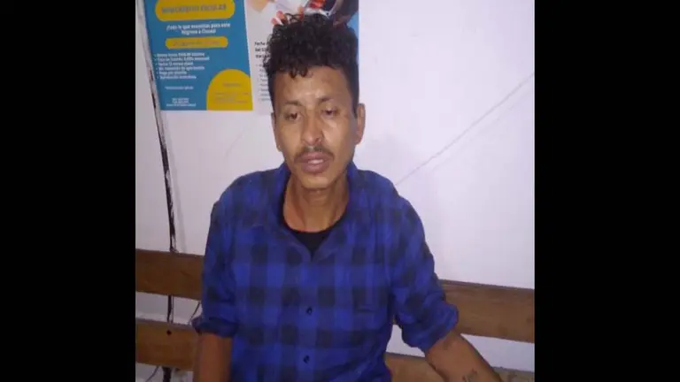 Por manosear a mujer