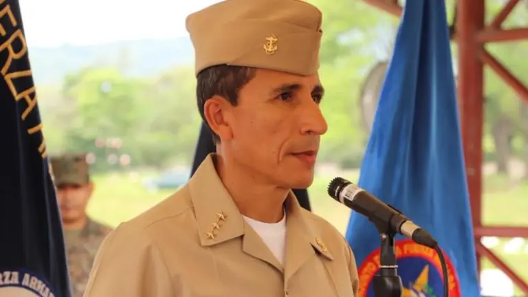 Ministro Rene Francis Merino