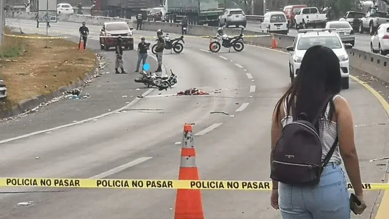 Mujer en Futura
