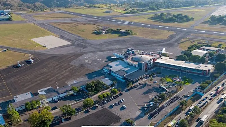 aeropuerto de Ilopango