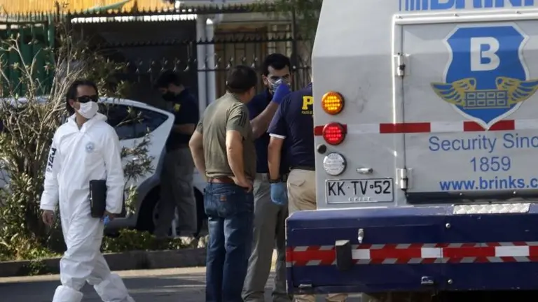 Roban casi dos millones