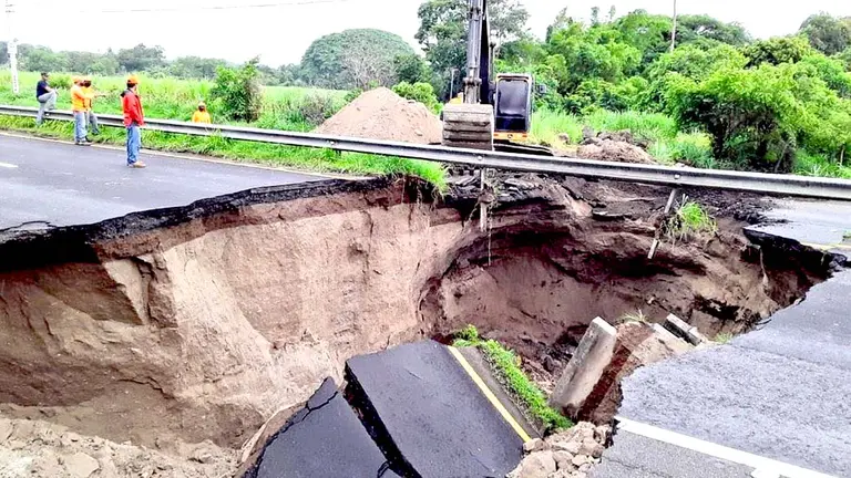 Carretera Quezaltepeque San Juan Opico