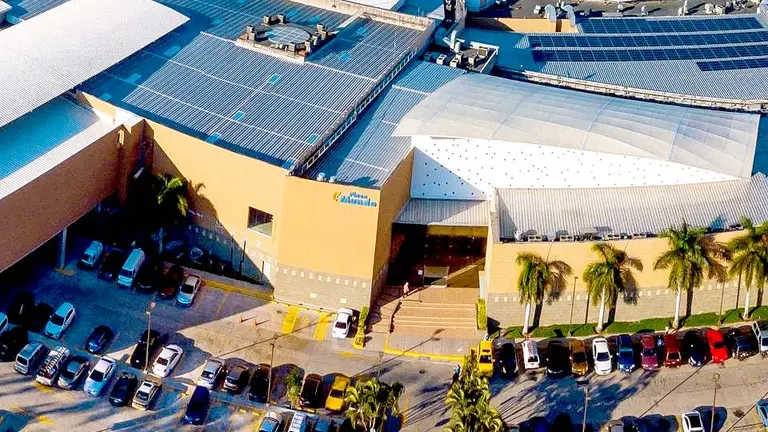 Plaza Mundo foto tomada del centro comercial