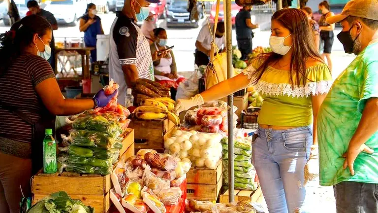 Mercaditos móviles de San Miguel Foto tomada de la alcaldía de San Miguel