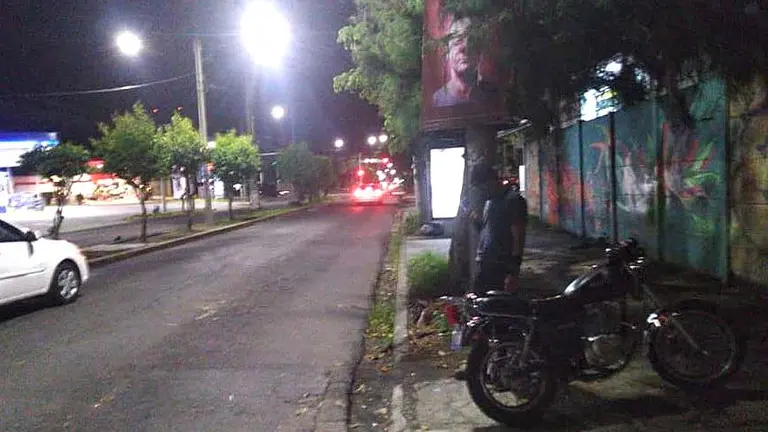 Motociclista electrocutado 2 Foto tomada de Motociclistas de El Salvador