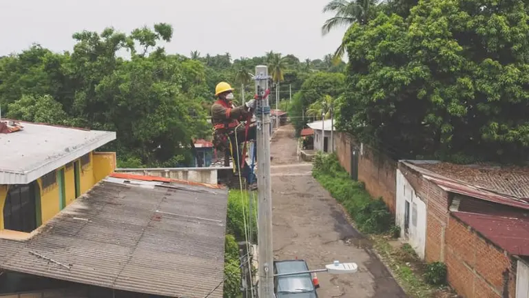 Desconectan servicio en Apopa