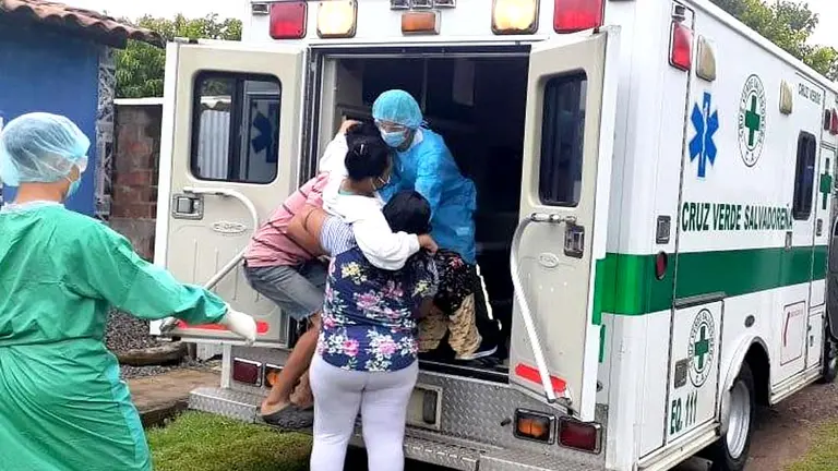 Pacientes renales son ayudados por Cruz Verde Foto tomada de Cruz Verde 1