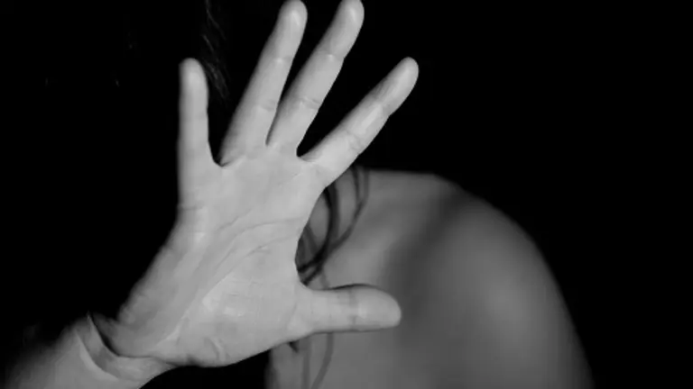 Violencia contra la mujer