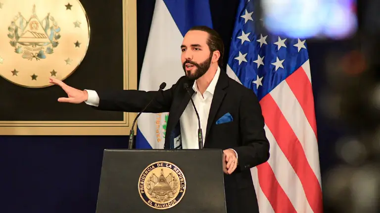 Nayib y embajador de USA