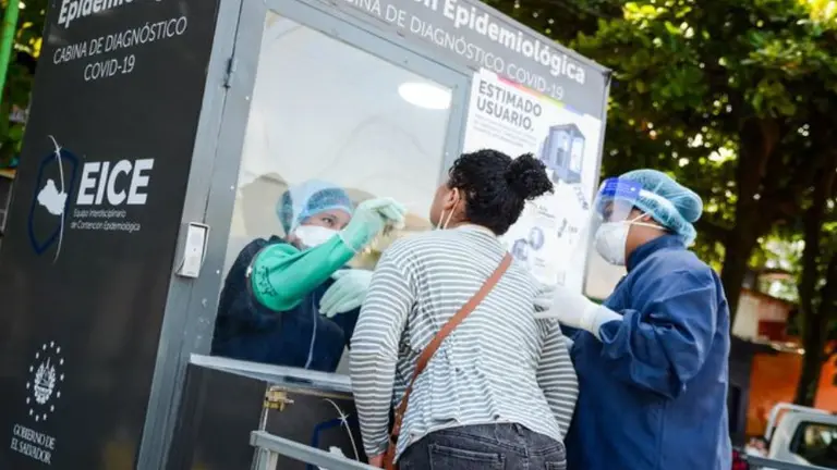 Cabinas móviles en Quezaltepeque