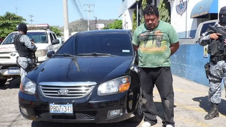 Ladrón de 37 mil en Santa Ana