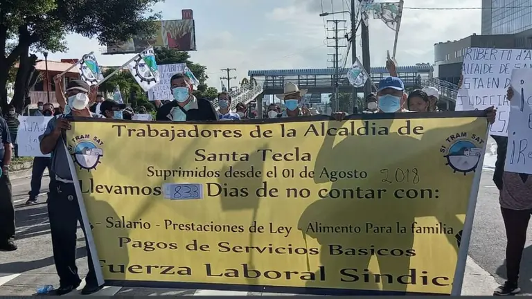 Trabajadores de alcaldía tecleña