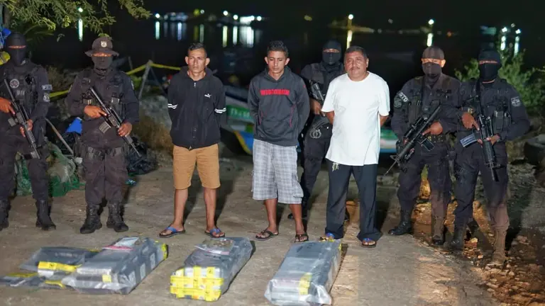 100 kilos de droga decomisados