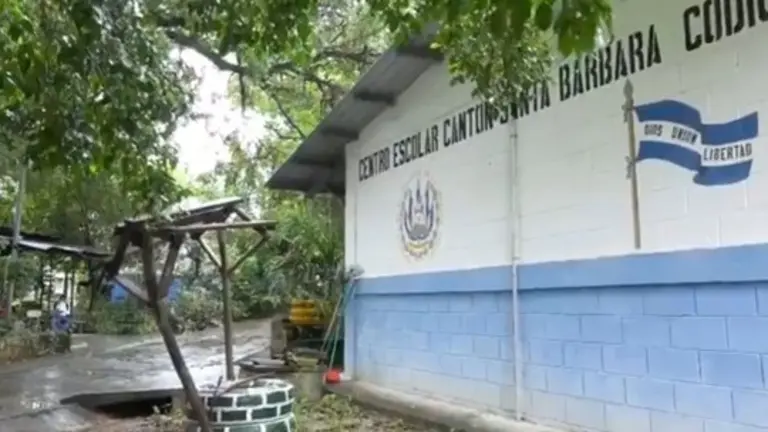 Escuela lluvias