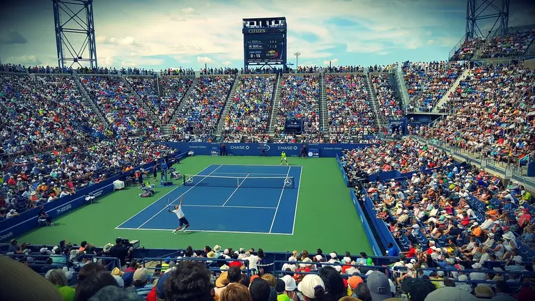 Tenis