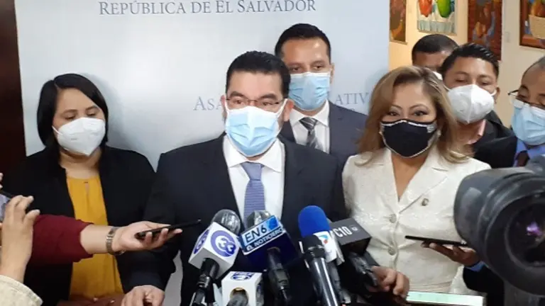 Raúl Melara en la Asamblea