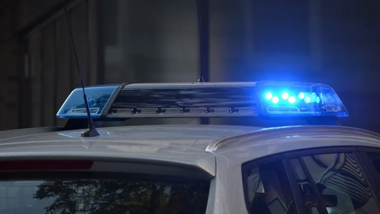 Policía