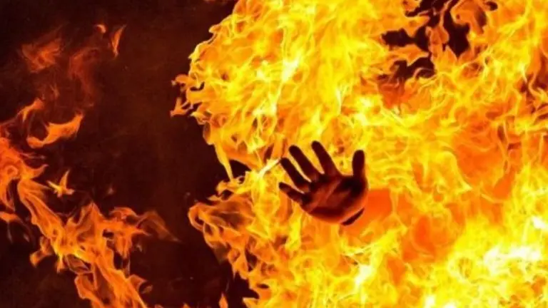 Se roció gasolina y murió calcinado
