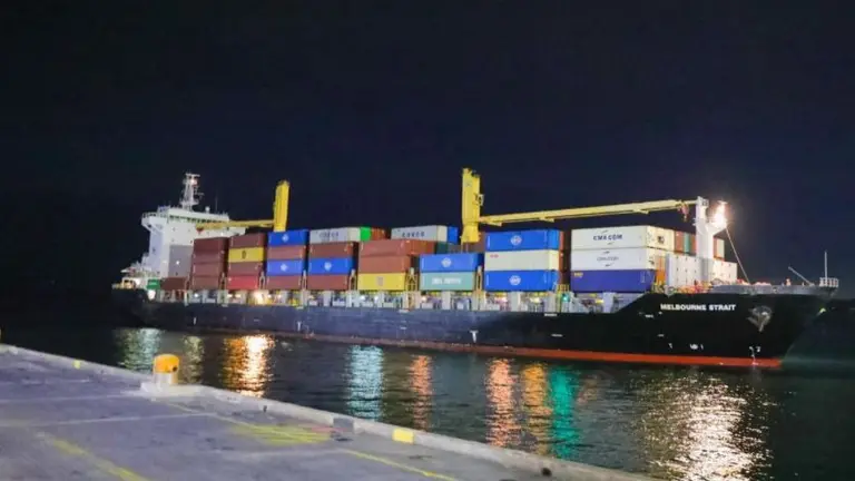 Melbourne Strait