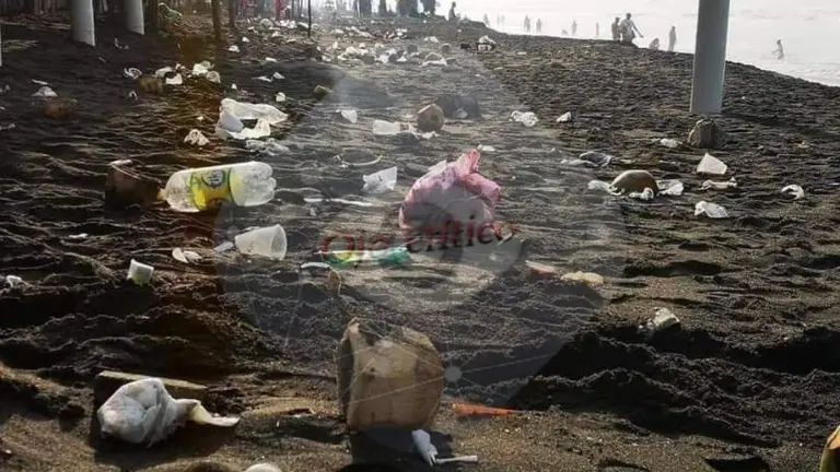 Basura en la playa