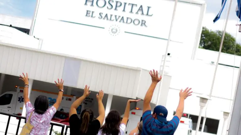 Dados de alta en Hospital El Salvador