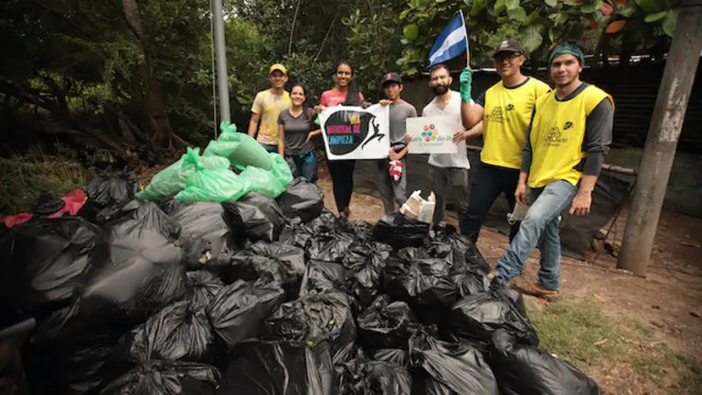 Davivienda y Let´s Do It en Jornada de Limpieza Playas Barra de Santiago y Los Cobanos en El Salvador, Friday, May 31, 2019. 
(Photo/Salvador Melendez)