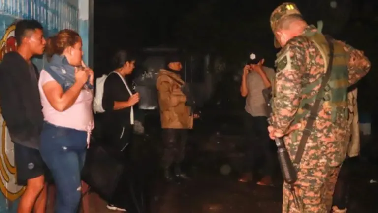 Evacuaciones en Sacacoyo