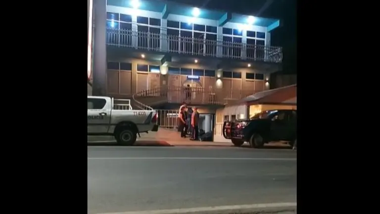Balazo en el estómago