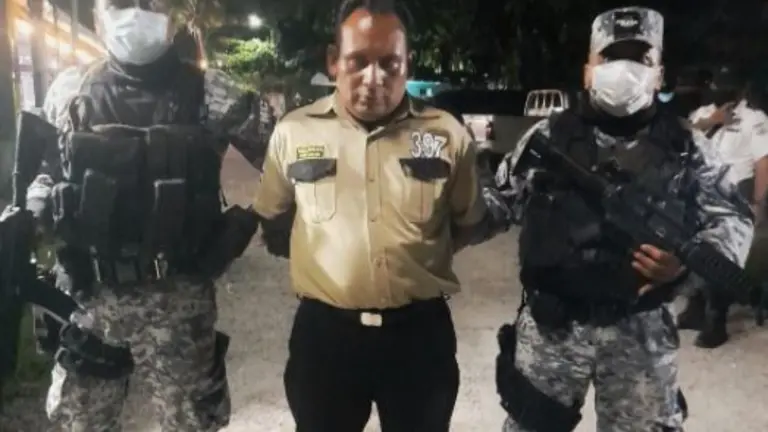 Vigilante de 39 años