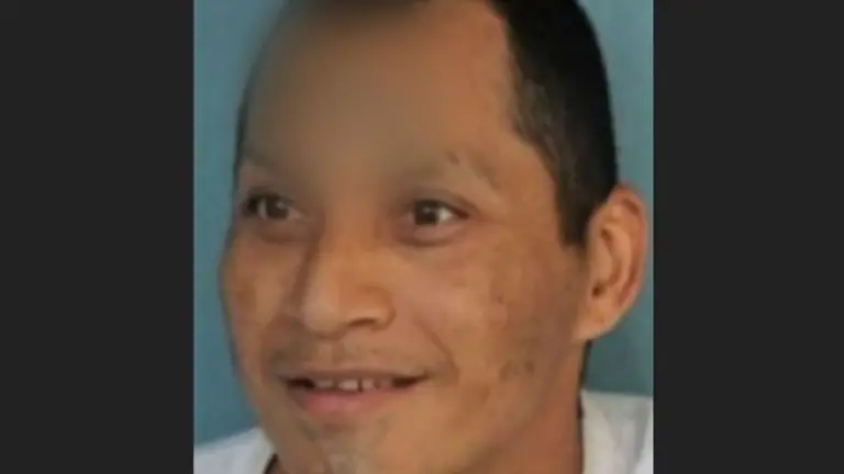 Extorsionaba a dos empleados de la Corte