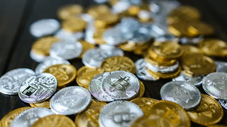 Revisión de SIGEN.pro: un mercado de criptomonedas popular e innovador