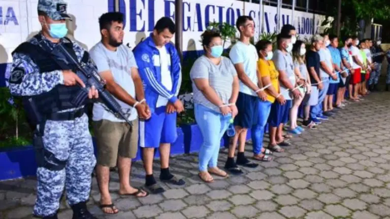 Desarticulan banda de las maletas