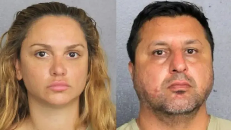 Pareja abandona a sus tres hijo