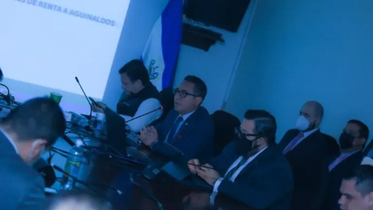 No pagarán renta aguinaldos de hasta $1,100