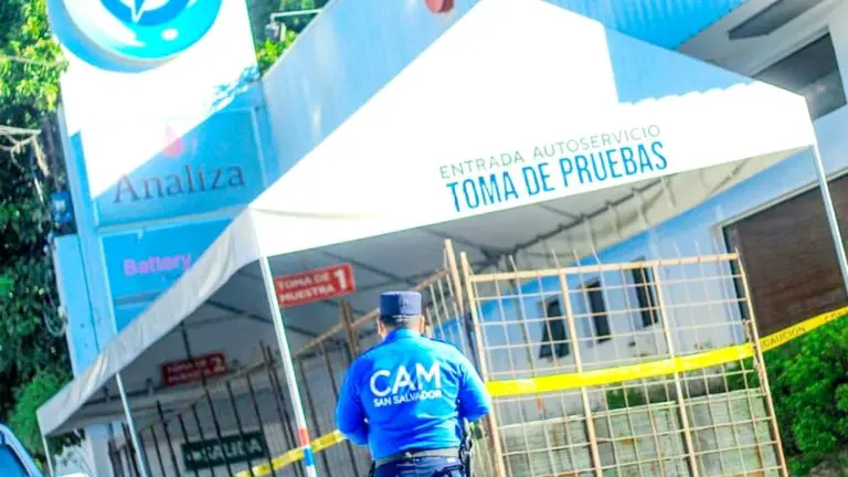 Cierran laboratorio Analiza