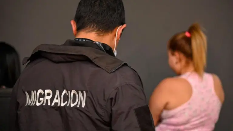 Dos colombianas y dos nicas
