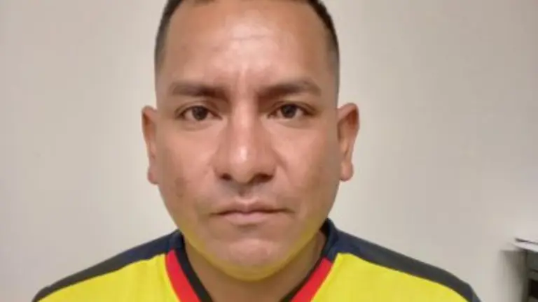 Ecuatoriano con $12,000