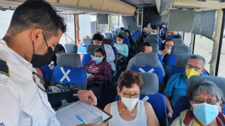 Turistas a El Salvador