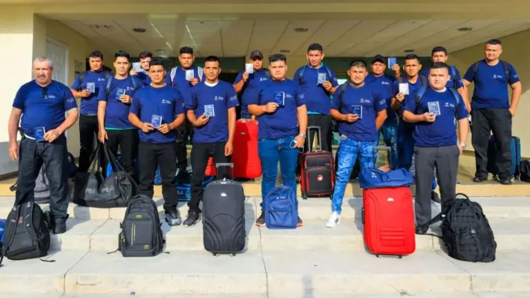Grupo de salvadoreños viaja a Houston