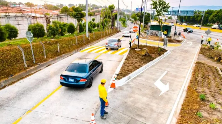 Inauguran acceso a la calle El Volcán