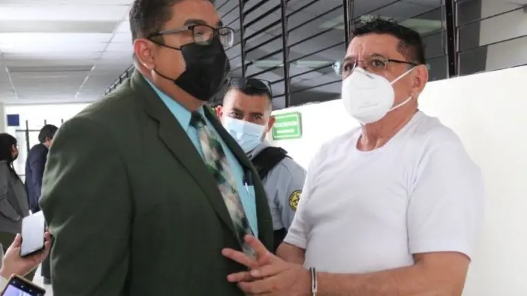 Continuará detenido Miranda