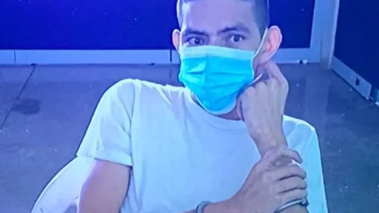 Seis años de prisión por transportar droga en bolsón