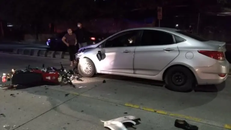 Accidente frente al ISSS