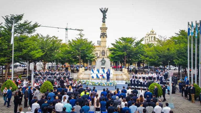 Inauguran mes cívico