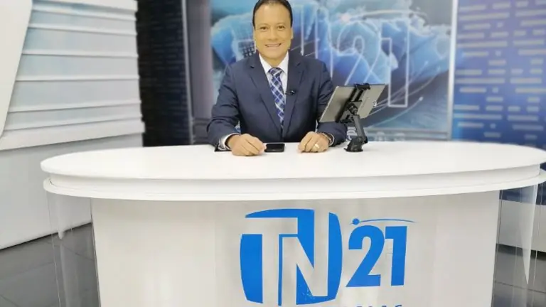 Oswaldo Ruiz presentador