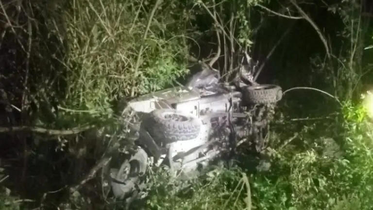 Vuelco de vehículo en Chalatenango