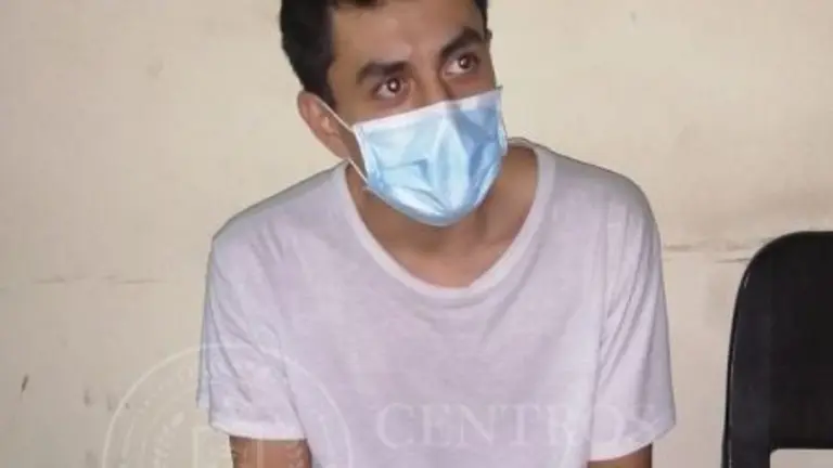 Golpeó a su novia